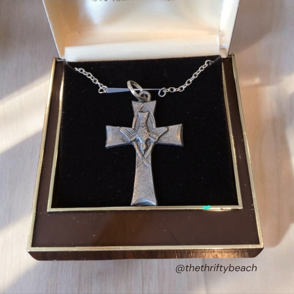 🏷Vintage Holy Spirit Cross Pendant Necklace